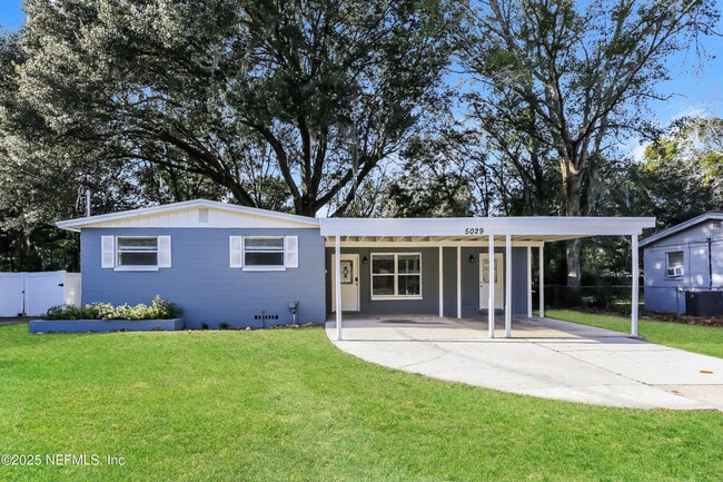 5029 Fredericksburg Ave