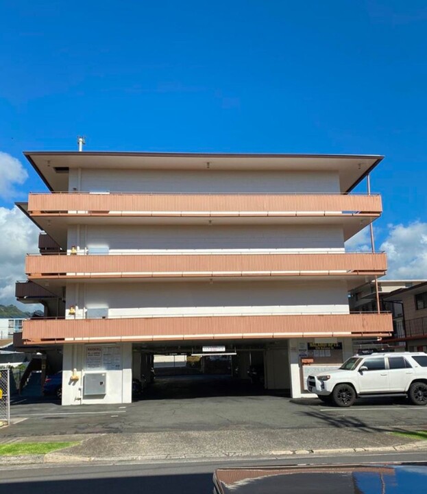 636 Nalanui St in Honolulu, HI - Building Photo