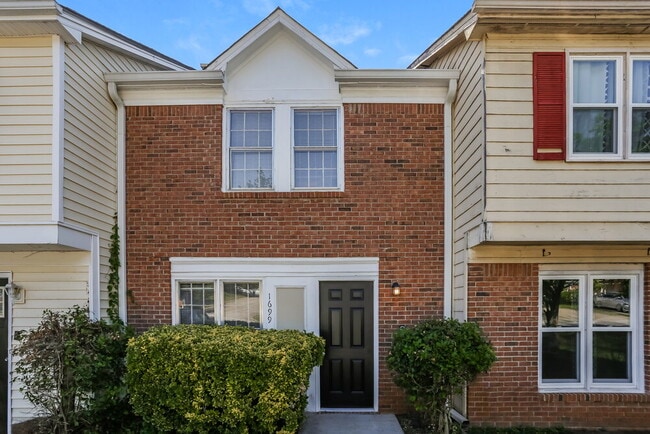 property at 1699 Winchester Way SE
