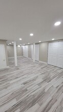7619 Forrest Ave in Philadelphia, PA - Foto de edificio - Building Photo