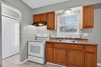 1218 Maple Ave in St. Louis, MO - Building Photo - Building Photo