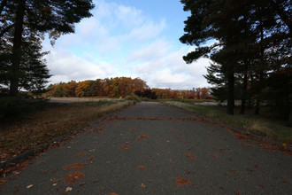 Great Pond in Windsor, CT - Building Photo - Building Photo