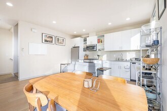 3617 2nd Ave NW, Unit SI ID1035991P in Seattle, WA - Building Photo - Building Photo