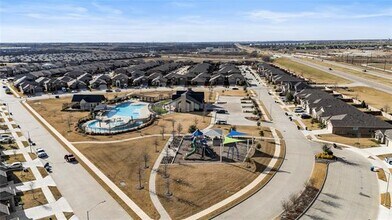 16032 Farringdon St in Northlake, TX - Building Photo - Building Photo
