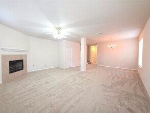 163 Snug Harbor Dr in Montgomery, TX - Building Photo - Building Photo