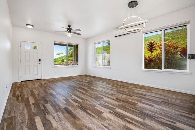 78 la iki St in Wailuku, HI - Building Photo - Building Photo