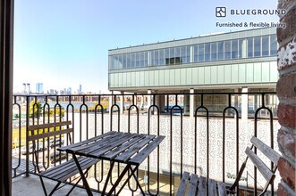 187 Kent Ave in Brooklyn, NY - Building Photo - Building Photo