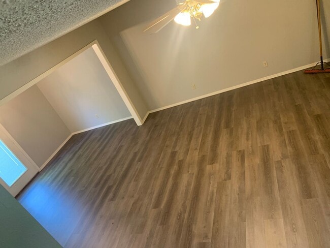 415 Valley Dr in Russellville, AR - Building Photo - Building Photo