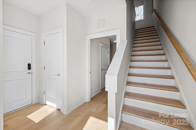 1553 Pinecrest Ave in Charlotte, NC - Building Photo - Building Photo