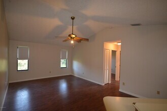 131 Hammock Rd SE in Palm Bay, FL - Building Photo - Building Photo
