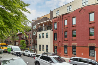 126 Heyward St in Brooklyn, NY - Building Photo - Building Photo