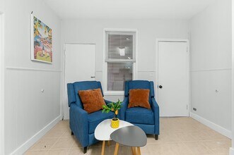 8 Everett St in Boston, MA - Building Photo - Building Photo