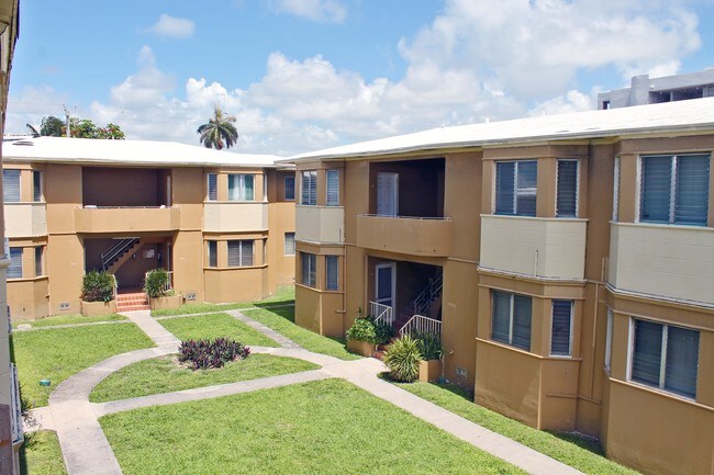 The Harding Apartments in Miami Beach, FL - Foto de edificio - Building Photo