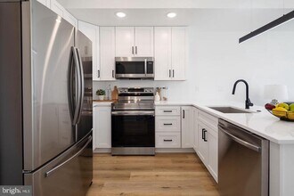 3106 Clifford St in Philadelphia, PA - Building Photo - Building Photo
