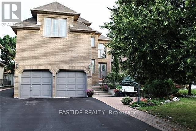 62 Bradgate Dr in Markham, ON - Building Photo