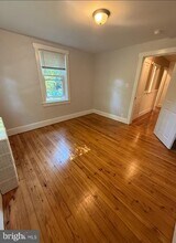 813 River Rd in Morrisville, PA - Building Photo - Building Photo