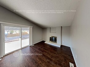 3166 S Olathe Way in Aurora, CO - Building Photo - Building Photo