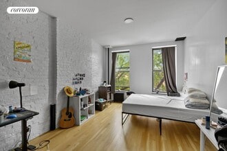 566 Vanderbilt Ave in Brooklyn, NY - Building Photo - Building Photo
