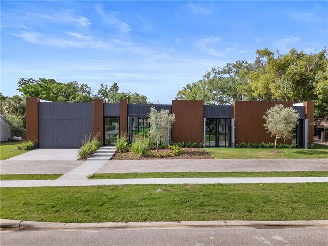 8966 Easterling Dr in Orlando, FL - Building Photo - Building Photo