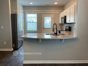 1047 Lonergan Cir in Spring Hill, TN - Building Photo - Building Photo