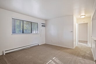 Dunbar Woods Apartments in Wyoming, MI - Foto de edificio - Building Photo