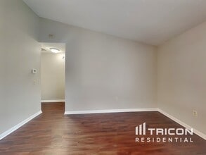 3132 Mandeville St in Deltona, FL - Building Photo - Building Photo