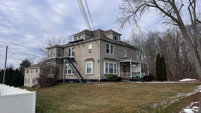 3 Rose Street in Dover, NH - Building Photo - Interior Photo