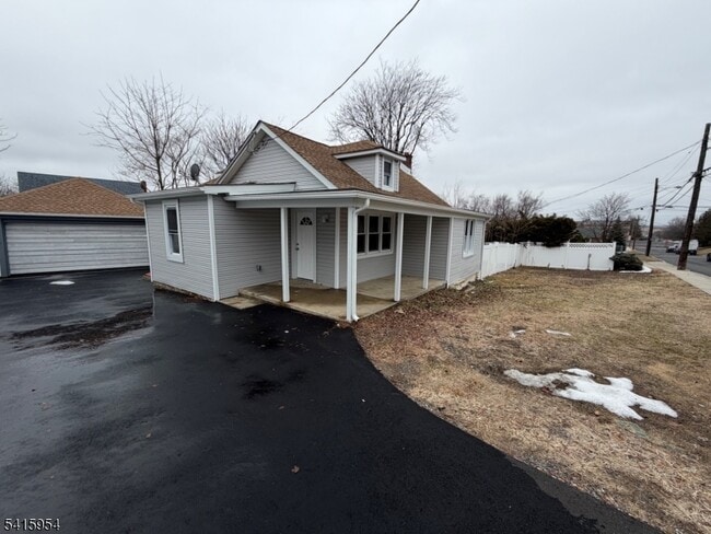 37 Quaid St in Sayreville, NJ - Building Photo - Building Photo