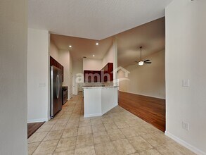 6226 Bridgevista Dr in Lithia, FL - Foto de edificio - Building Photo