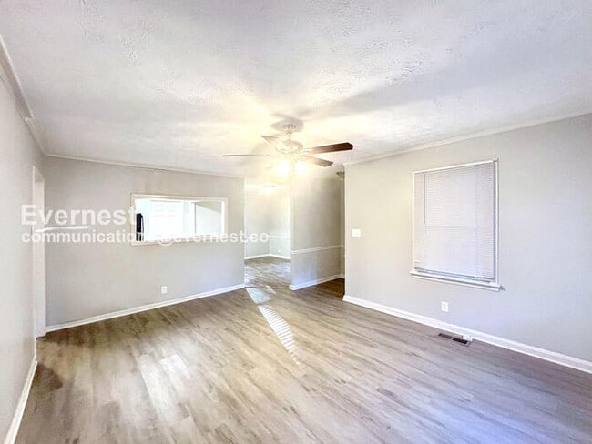 2776 Palm Dr in Atlanta, GA - Building Photo - Building Photo