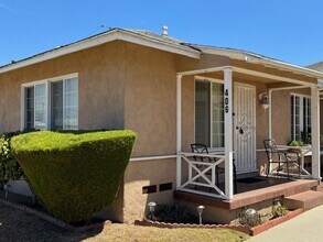 406-408 E 135th St in Los Angeles, CA - Building Photo - Building Photo