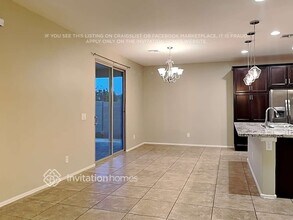 3331 E Russell St in Mesa, AZ - Foto de edificio - Building Photo