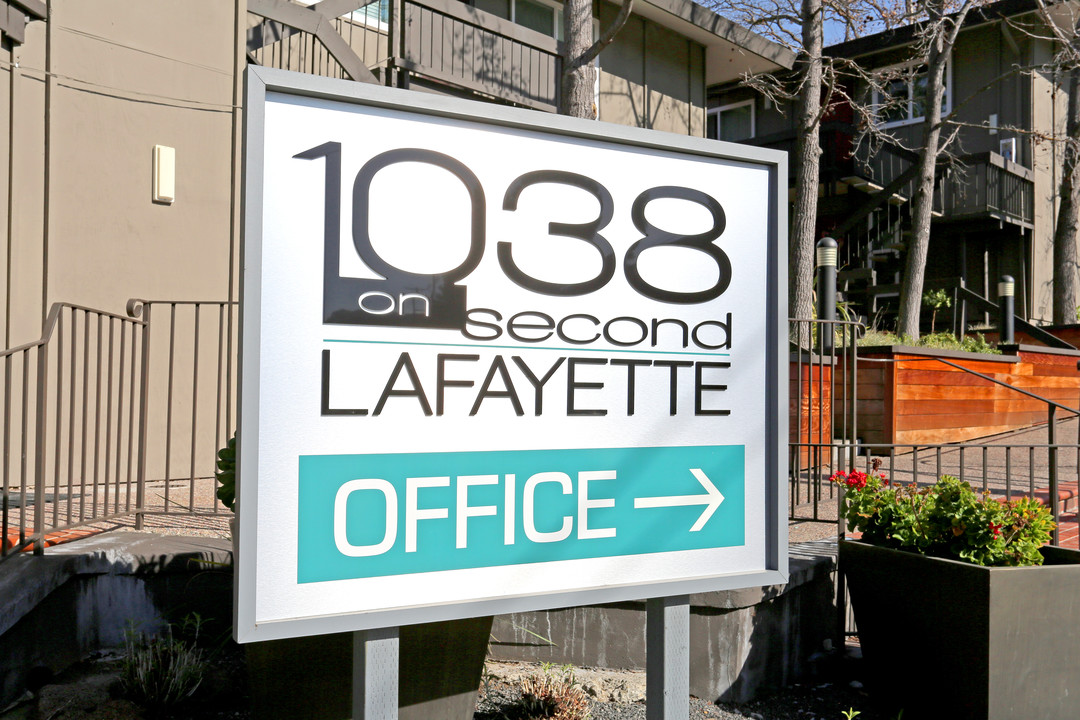 1038 on Second in Lafayette, CA - Foto de edificio