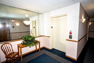 6430 W Berteau Ave in Chicago, IL - Building Photo - Building Photo