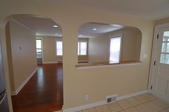 372 Berkley St in Easton, PA - Foto de edificio - Building Photo