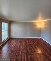 2445 Sagewood Ct in Waldorf, MD - Building Photo