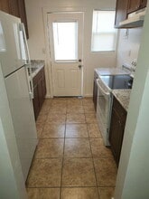 2034 Almond St in Dos Palos, CA - Building Photo - Building Photo