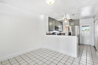 6600 121st Ave N in Largo, FL - Building Photo - Building Photo