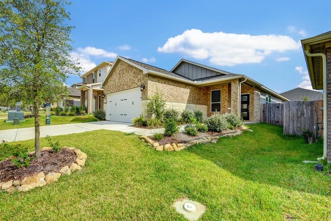 property at 18572 Meadow Point Ln