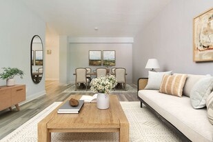 Bergen Apartments in Freeport, NY - Building Photo
