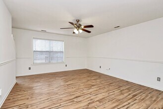 2712 N Valley Ct in Charlotte, NC - Building Photo - Building Photo