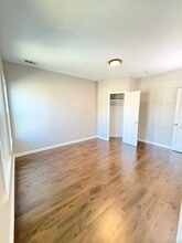 126 Burroughs St in Bridgeport, CT - Building Photo - Building Photo