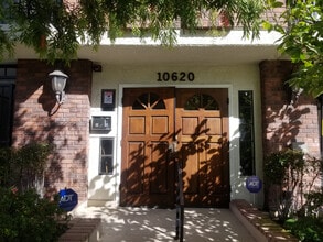 10620 Eastborne Ave in Los Angeles, CA - Building Photo - Building Photo