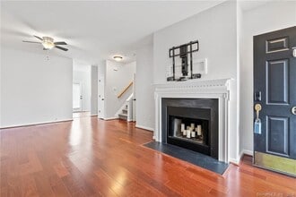 6 Rhodora Terrace in Windsor, CT - Building Photo - Building Photo