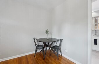 100 S Ann Arbor St, Unit 2 in Saline, MI - Building Photo - Building Photo