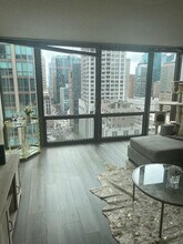 2 E Erie St, Unit 3207 in Chicago, IL - Foto de edificio - Building Photo