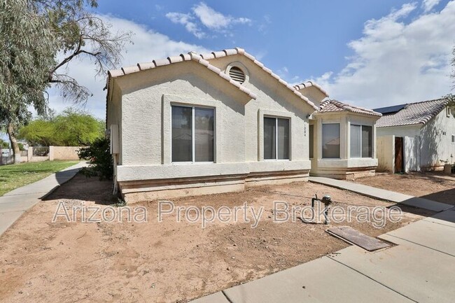 8520 W Palm Ln in Phoenix, AZ - Building Photo - Building Photo