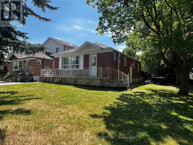 property at 1 Bauty Pl