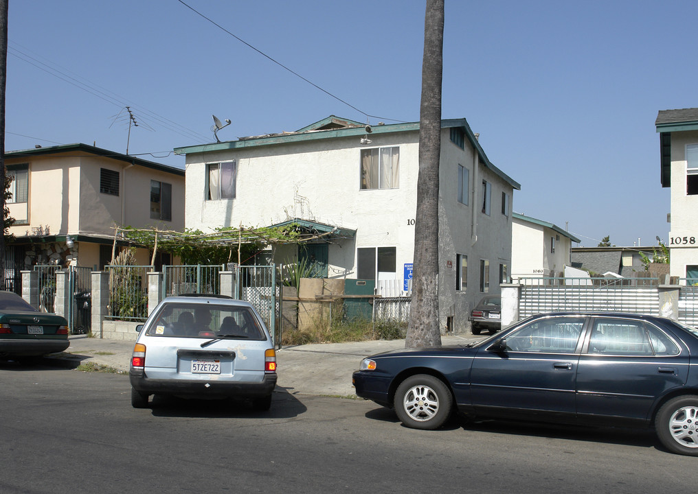 1060 N St Andrews Pl in Los Angeles, CA - Building Photo