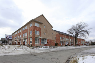 4572 Kingston Rd Apartments